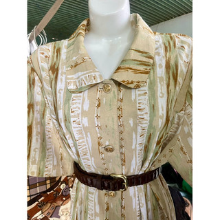 Đầm vin chất linen cổ cánh sen