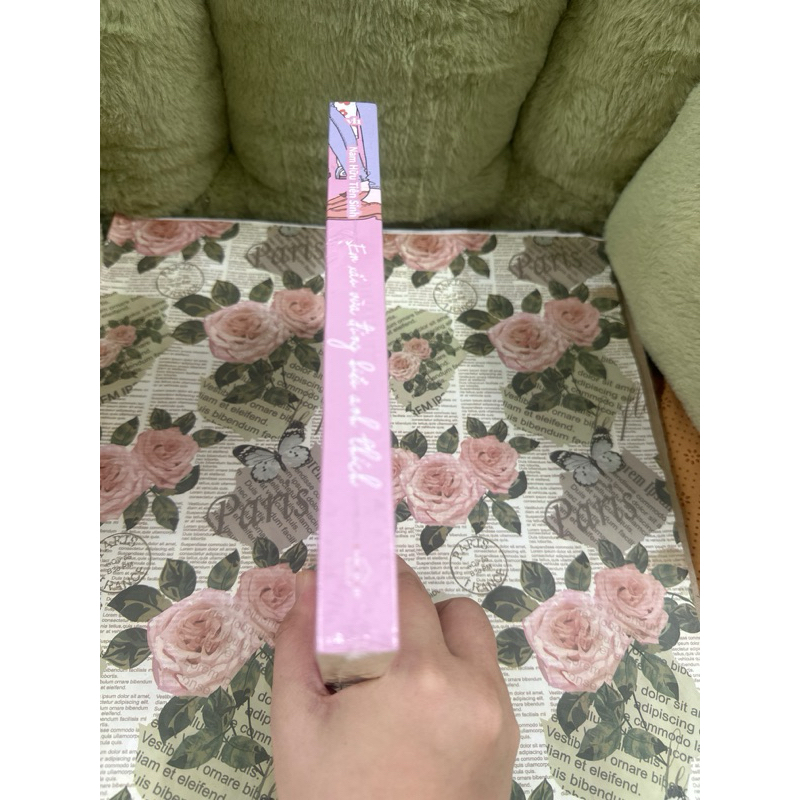 Em Xấu Vừa Đúng Kiểu Anh Thích - Tặng kèm bookmark