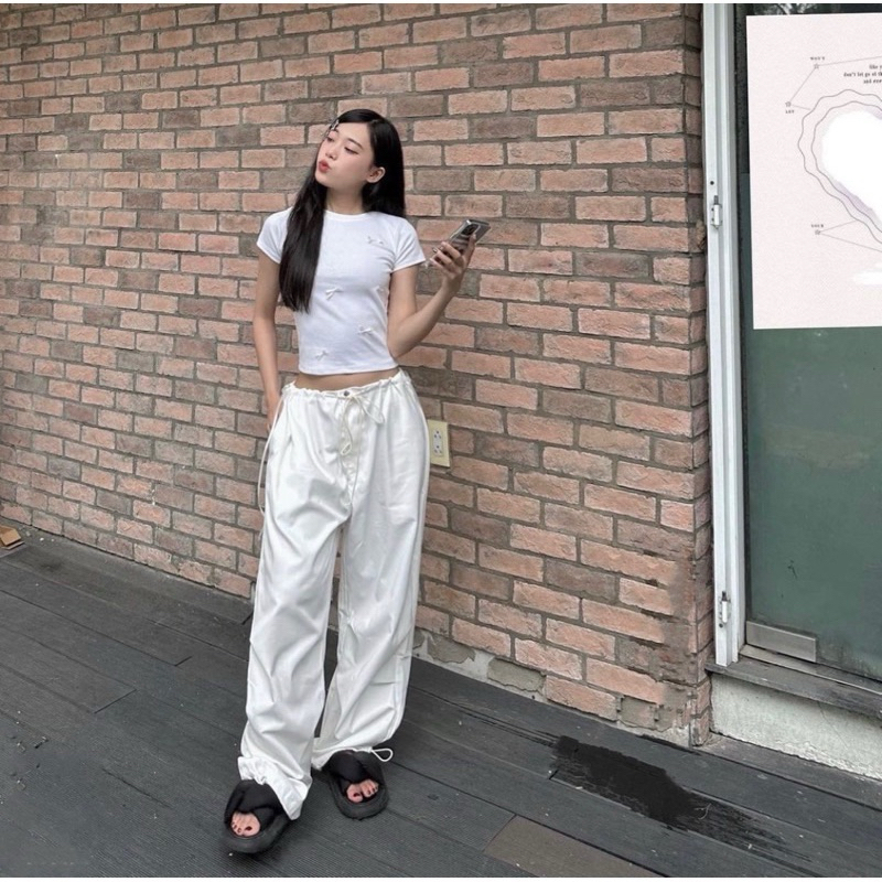 Áo baby tee iue essentials