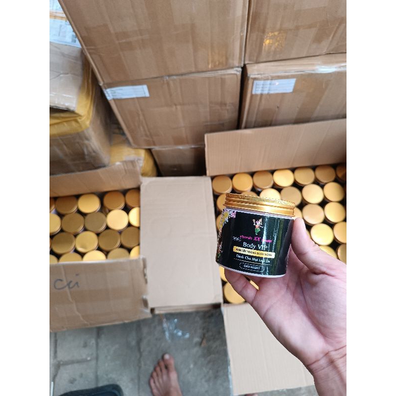 Body Vip Kem Tẩy Trắng Body Hồng