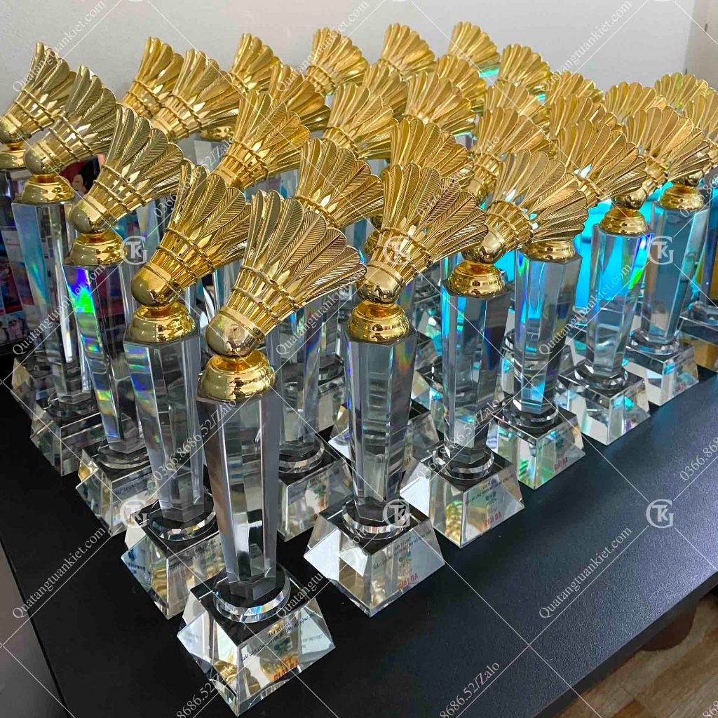 Cúp Pha Lê Môn Cầu Lông Mạ Vàng