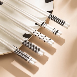 Bộ 5 đôi đũa gốm sứ nhật, Bộ 5 đôi đũa sứ phân biệt từng người, mỗi người 1 đôi không nhầm lẫn