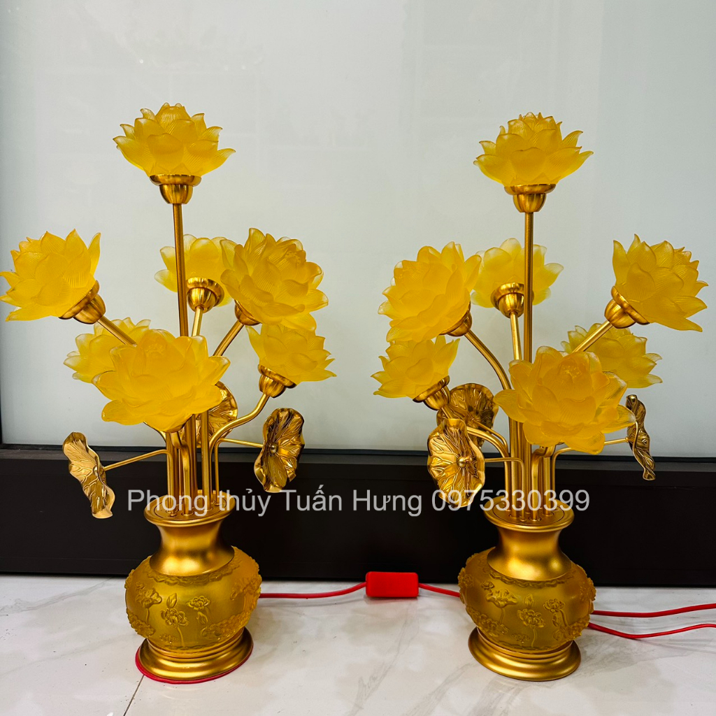 Đèn sen lưu ly bình ngọc chạm sen thân màu đồng cao cấp