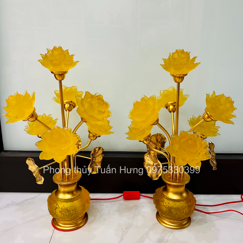 Đèn sen lưu ly bình ngọc chạm sen thân màu đồng cao cấp