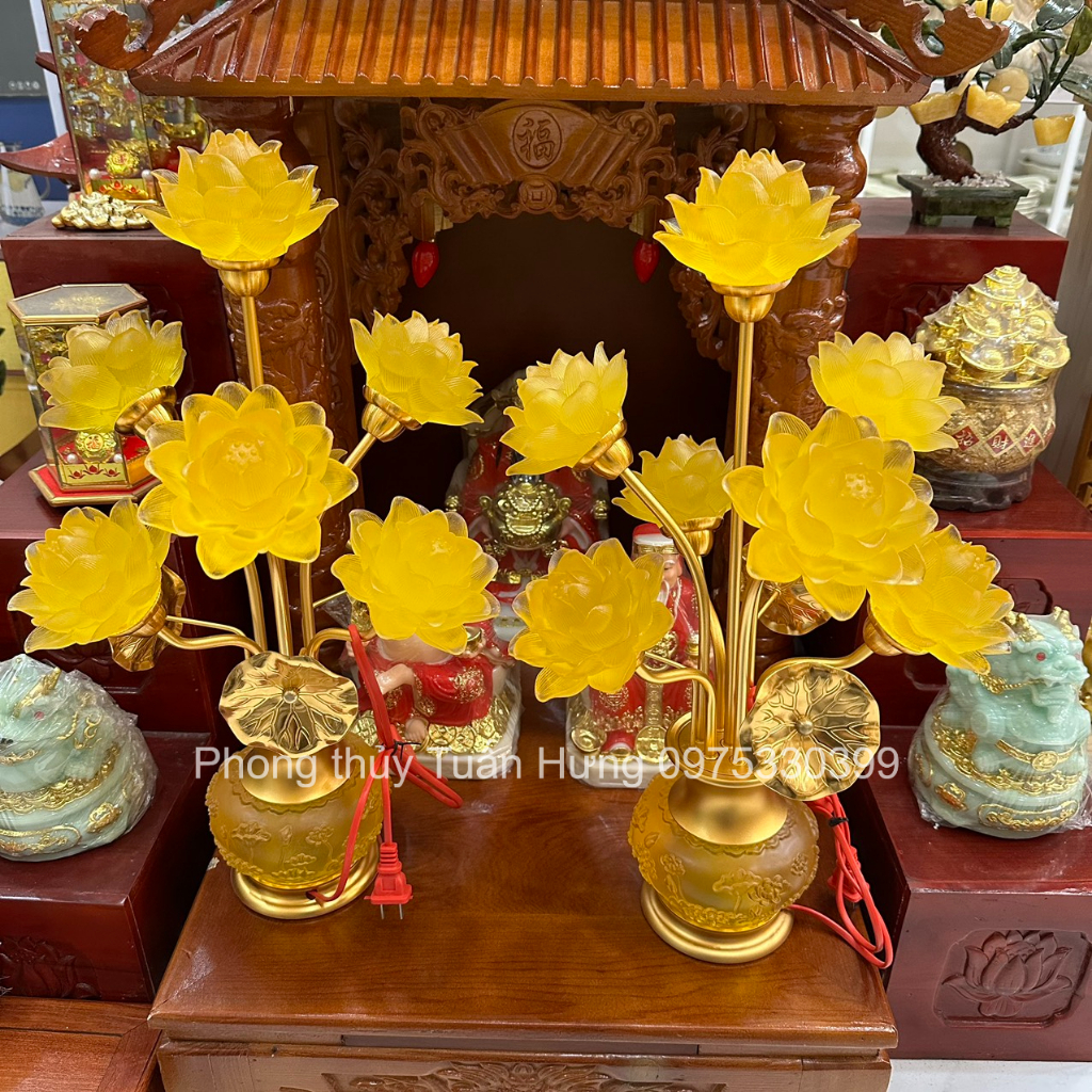 Đèn sen lưu ly bình ngọc chạm sen thân màu đồng cao cấp