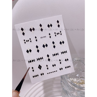 stiker dán móng mẫu kẻ