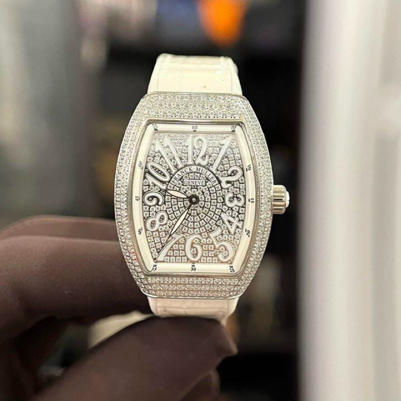 Đồng hồ Franck Muller Geneve V32 QZ màu trắng đính full kim chuẩn máy thuỵ