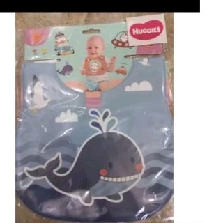 yếm ăn dặm huggies cho bé