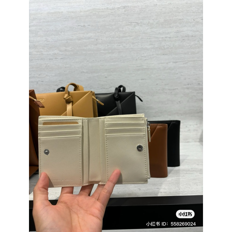 Ví wallet Top -Zip 「𝐂.𝐡.𝐚.𝐫.𝐥.𝐞.𝐬 𝐚𝐧𝐝 𝐊.𝐞.𝐢.𝐭.𝐡」