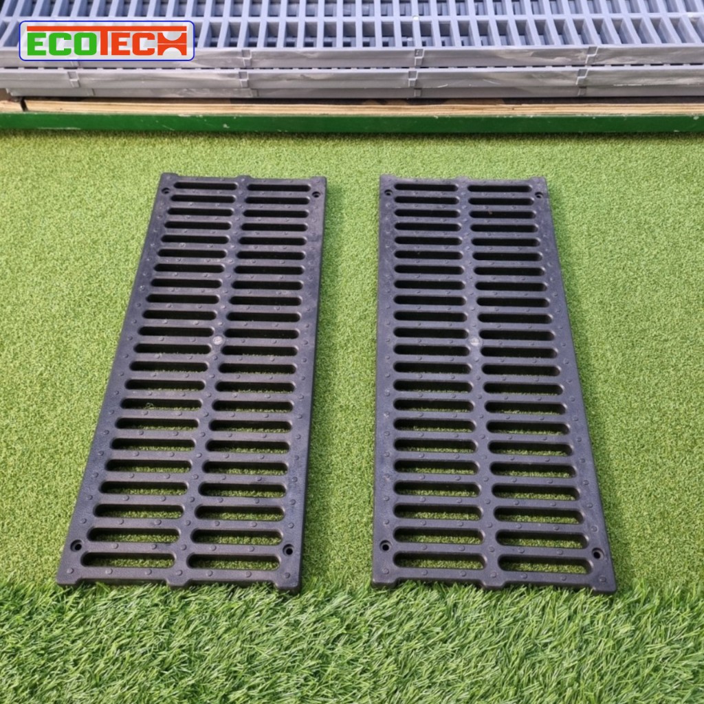 NẮP KÊNH THOÁT NƯỚC HDPE 2 kích thước 200x20x500 và 250x20x500: Tải trọng 3 tấn, kết cấu chắc chắn, chống trơn trượt.
