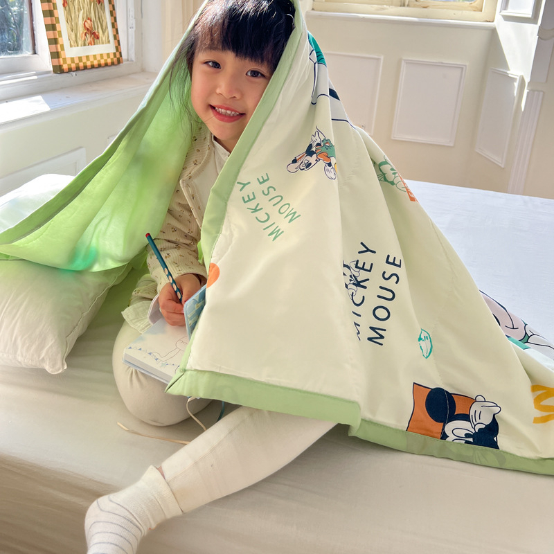 Quà tặng từ thương hiệu Chilux Chăn cotton hình hoạt hình dễ thương cho bé