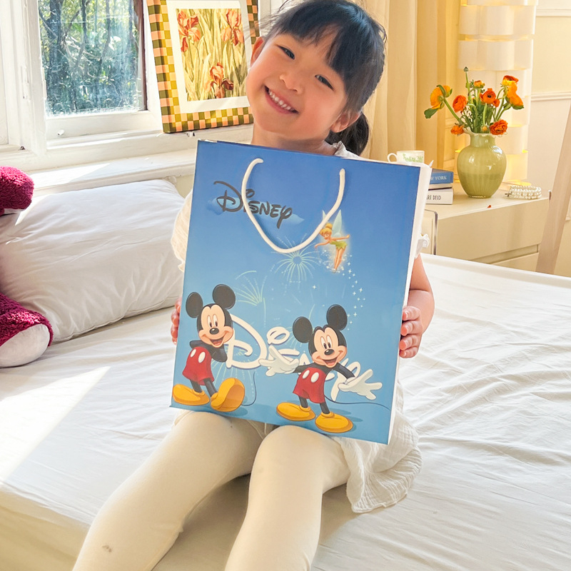 Quà tặng từ thương hiệu Chilux Chăn cotton hình hoạt hình dễ thương cho bé