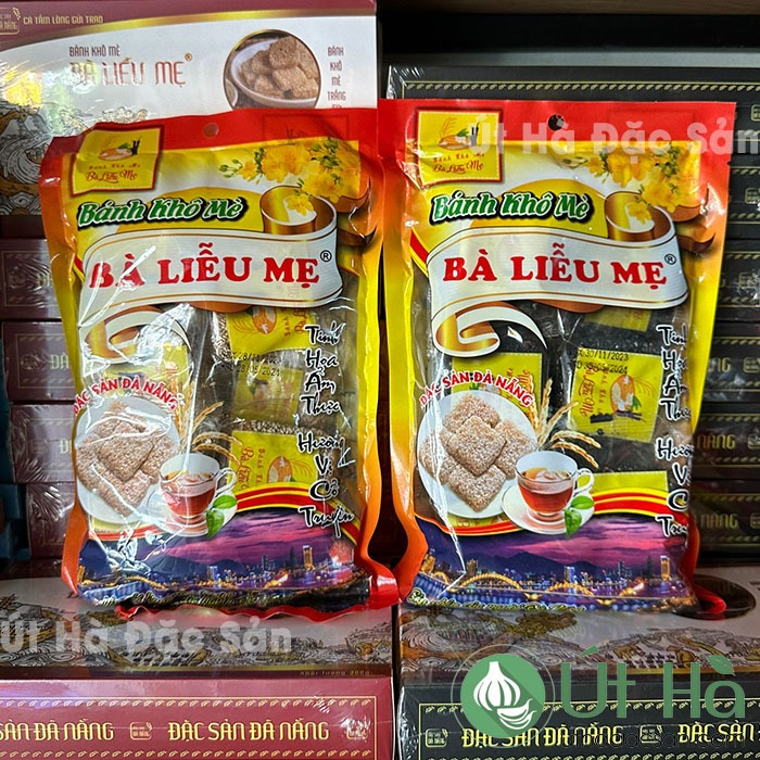 Bánh Khô Mè Bà Liễu Mẹ Mè Trắng - Mè Đen Gói 250gr Đặc Sản Đà Nẵng Bánh Xốp Giòn Ngon - Út Hà Đặc Sản