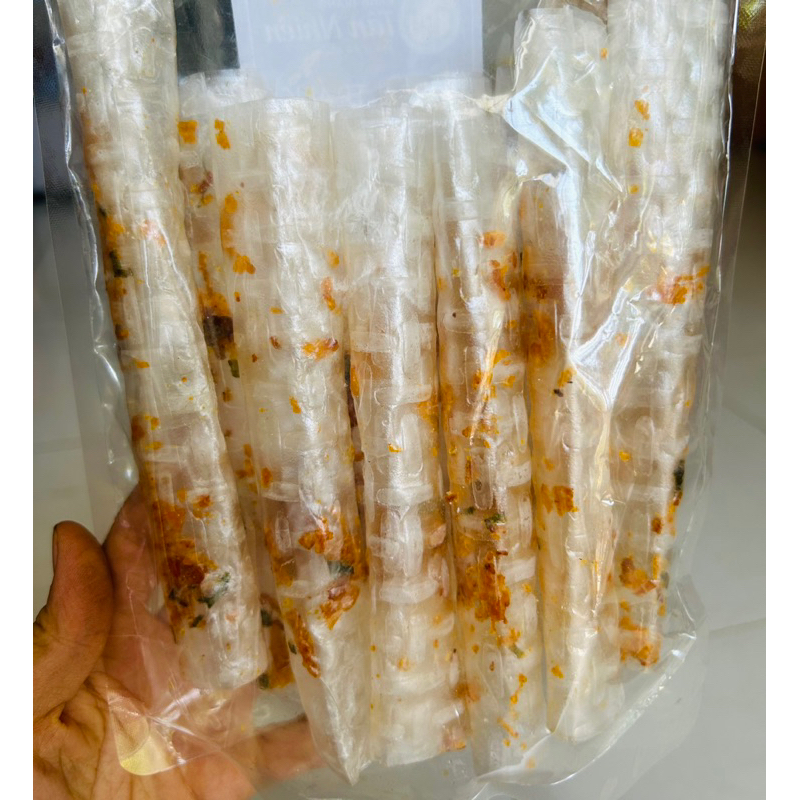 Bánh tráng cuốn muối hành phi - Tân Nhiên