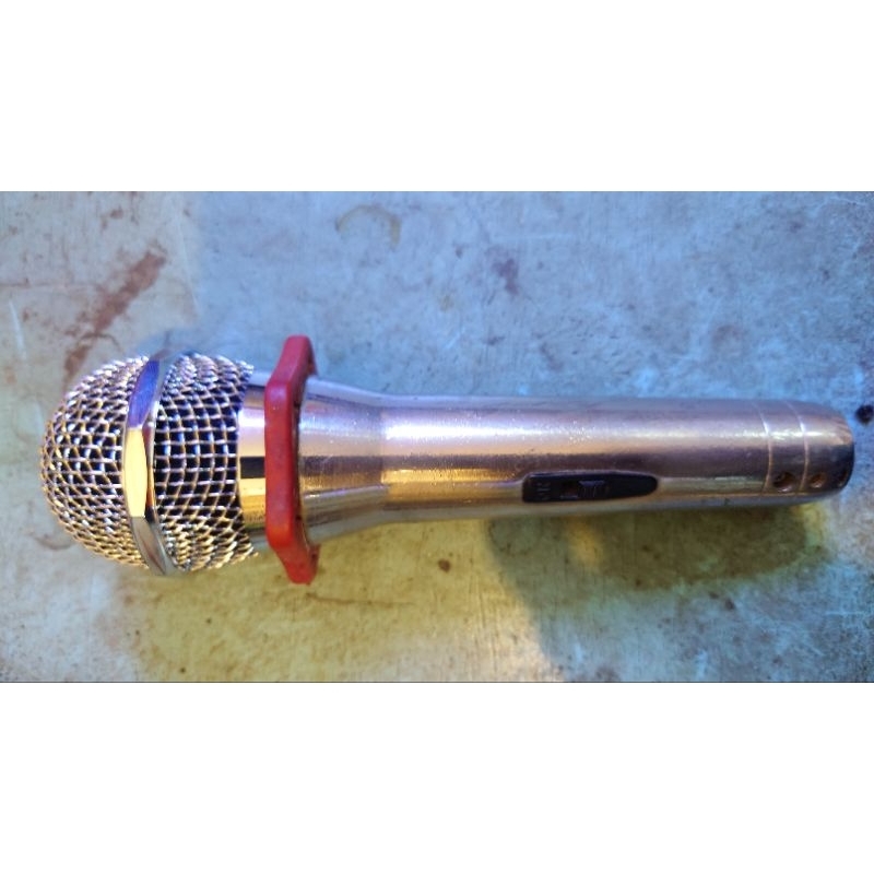 Micro cũ còn xài tốt