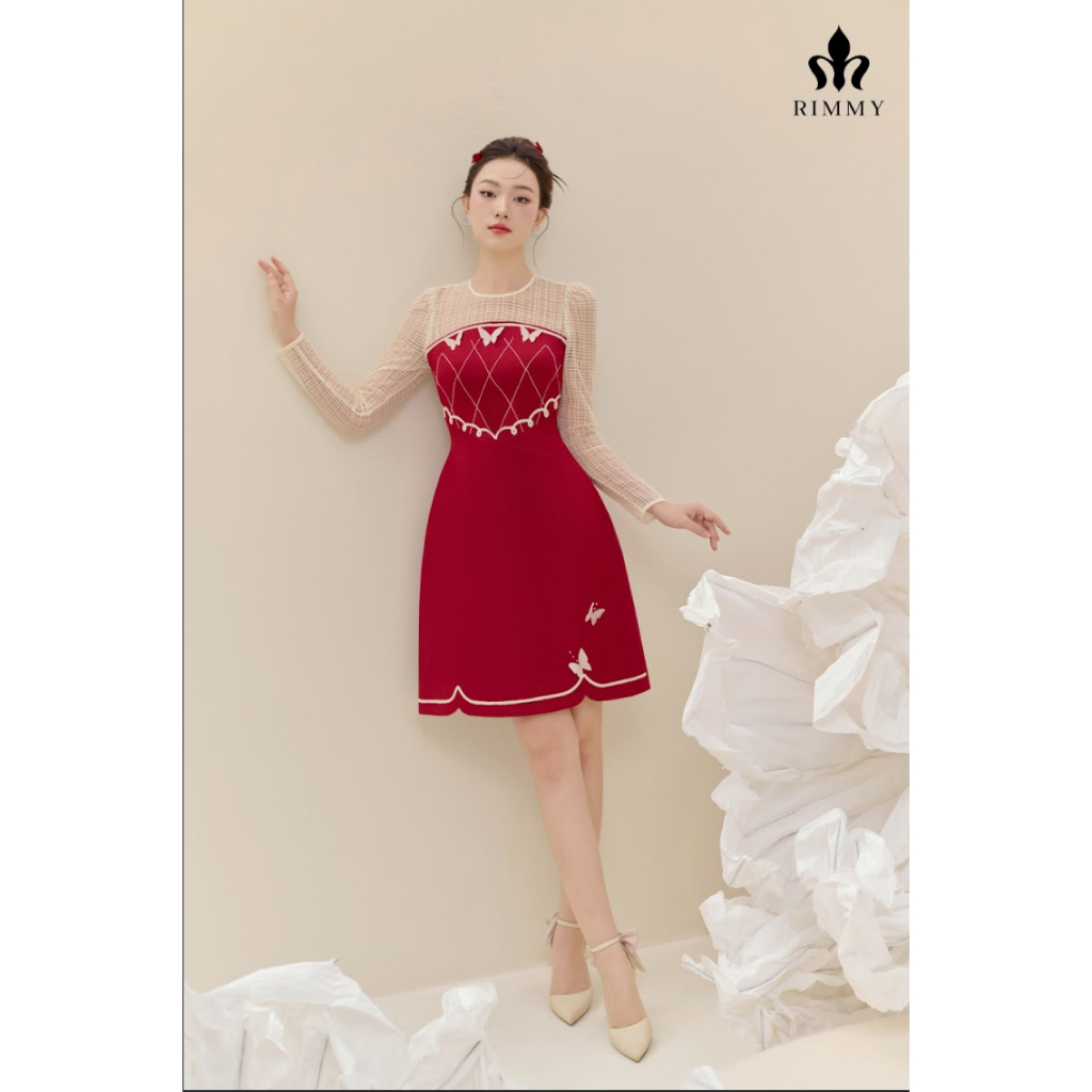 Đầm thiết kế đỏ thêu hoạ tiết lãng mạn, cầu kì, phối tay tơ Belinda Dress by RIMMY