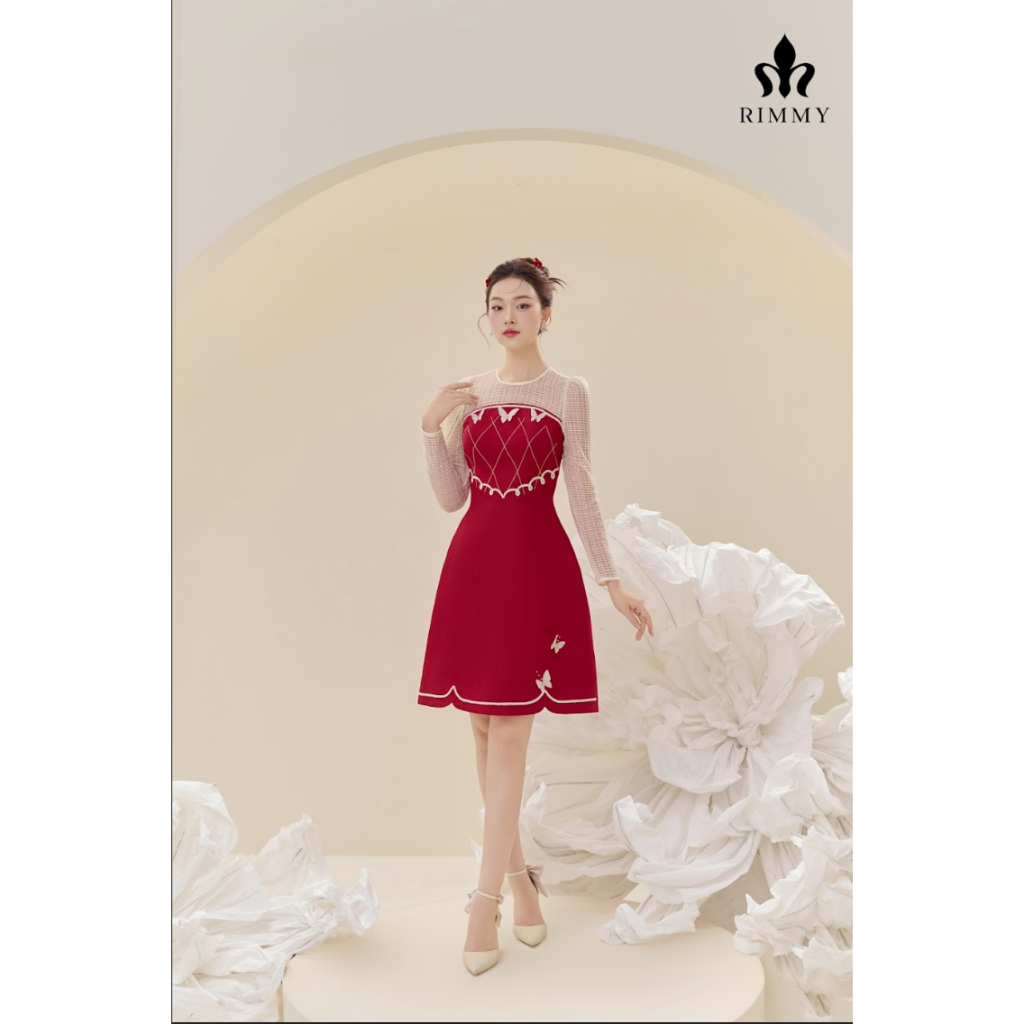 Đầm thiết kế đỏ thêu hoạ tiết lãng mạn, cầu kì, phối tay tơ Belinda Dress by RIMMY