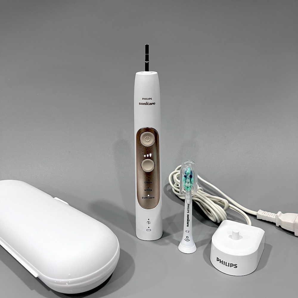 Bàn chải điện Philips Sonicare ExpertClean 7000 HX751 hàng trưng bày