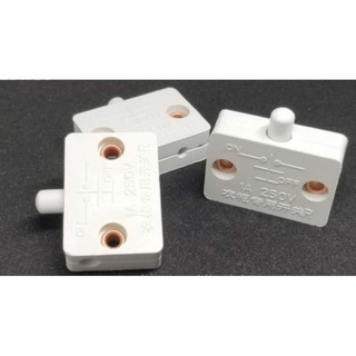 Công tắc tủ áo màu Trắng