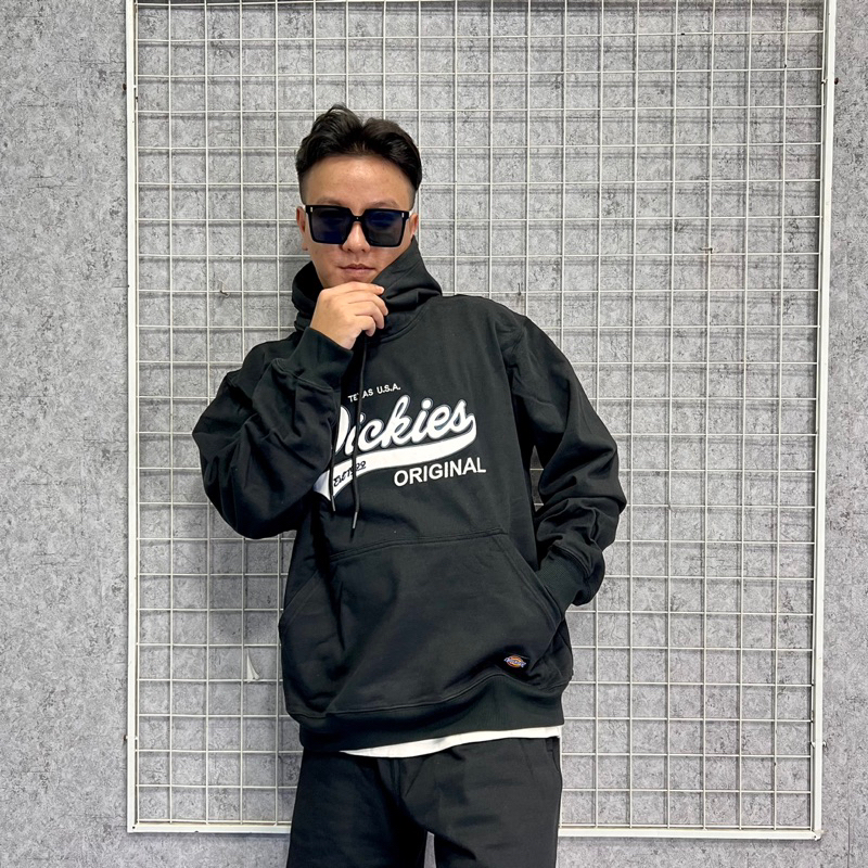 Hoodie DK logo chữ thêu