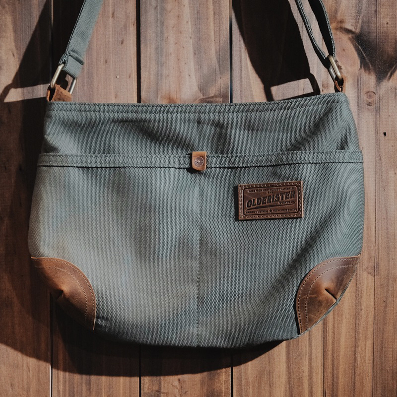 Túi đeo chéo New Sacoche Premium Canvas x Leather - Olderister