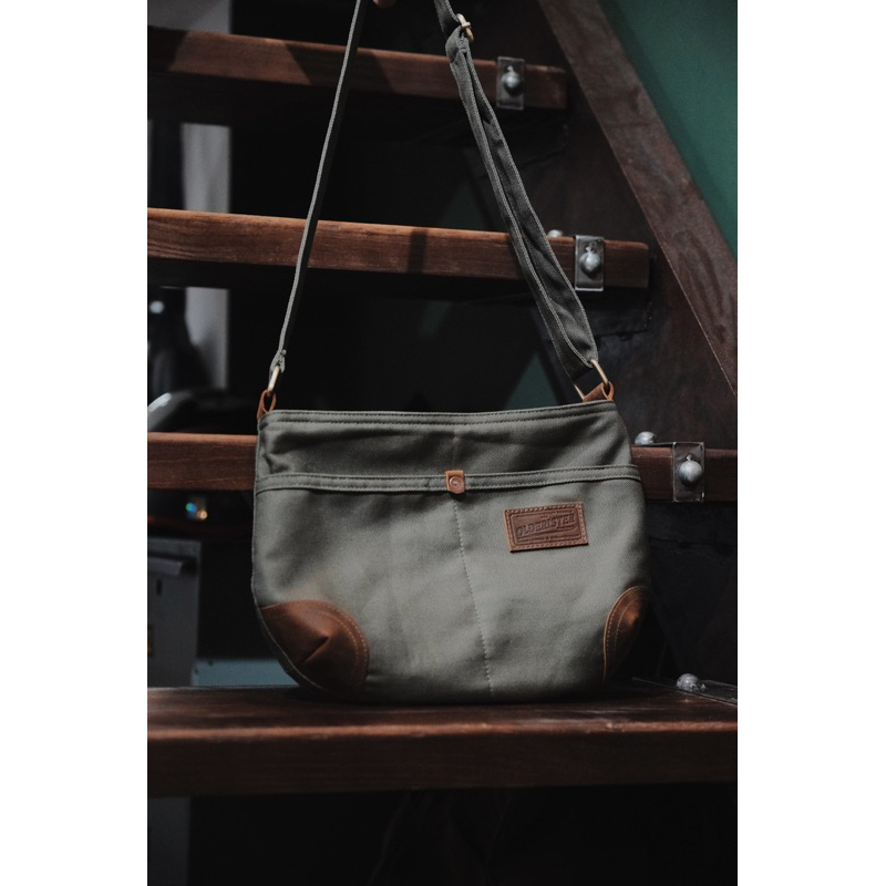 Túi đeo chéo New Sacoche Premium Canvas x Leather - Olderister