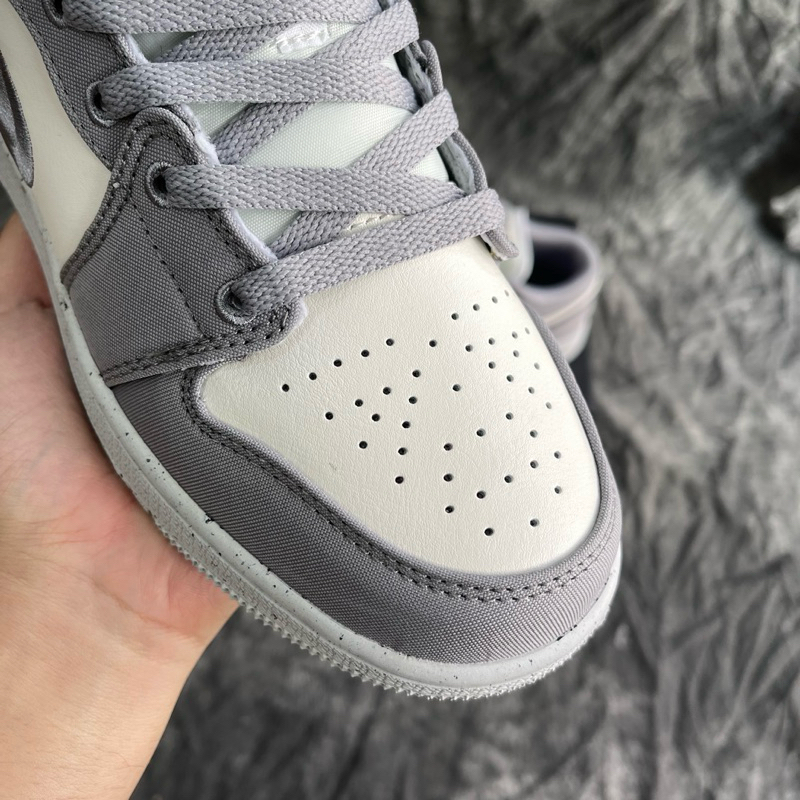 Giày Thể Thao Jordan 1 Low Steel Grey Màu Xám Trắng Móc Thêu Chỉ