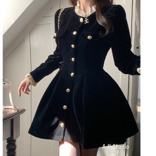 Váy nhung cổ bèo khuy đồng - Retrostyle - Vaynhungcobeo3550_P0K28