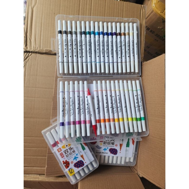 Màu Acrylic 36 mầu 2 đầu, vẽ trên mọi chất liệu.