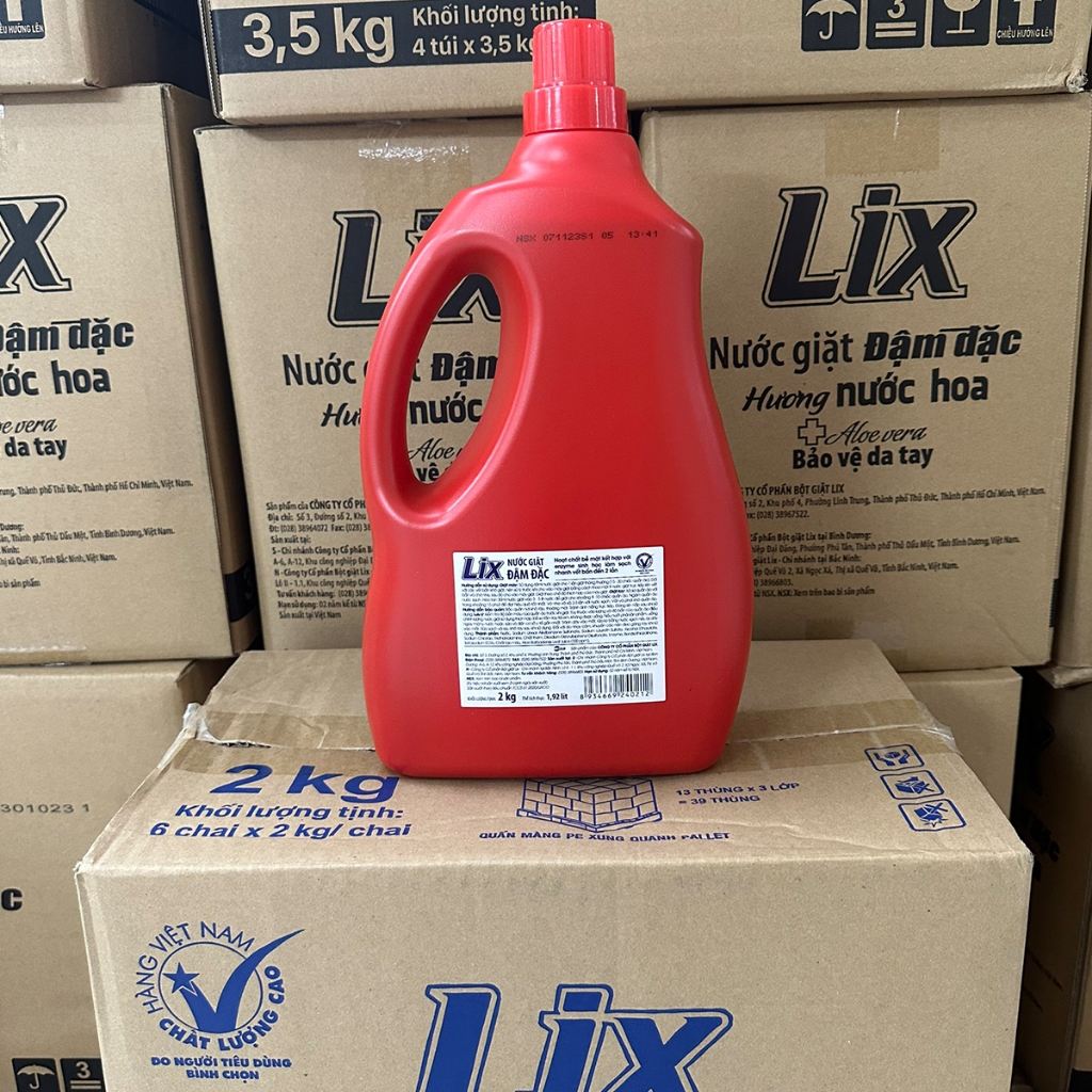 Nước giặt LIX đậm đặc hương hoa 2kg NG201