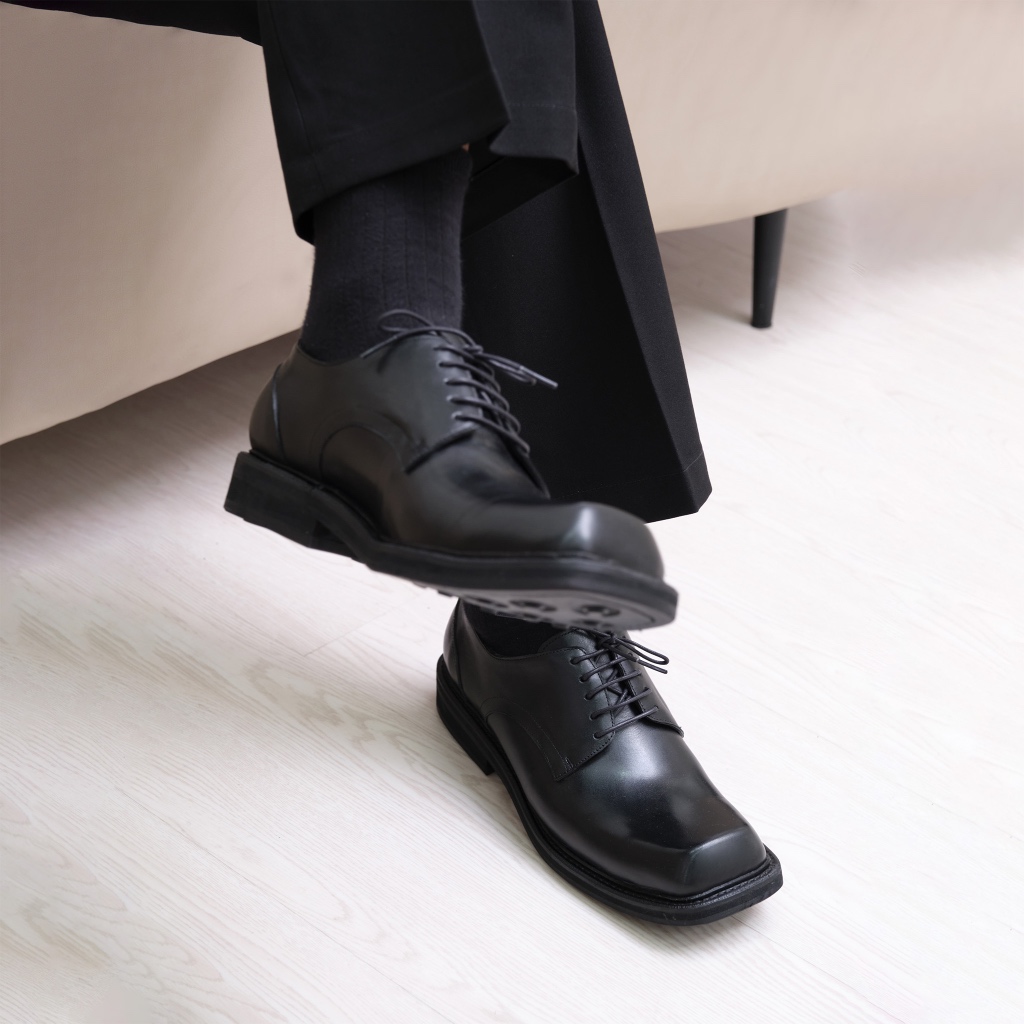 Giày Derby Nam TARMOR Da Thật Màu Đen Mũi Vuông Derby Shoes With Square Toe In Black Leather