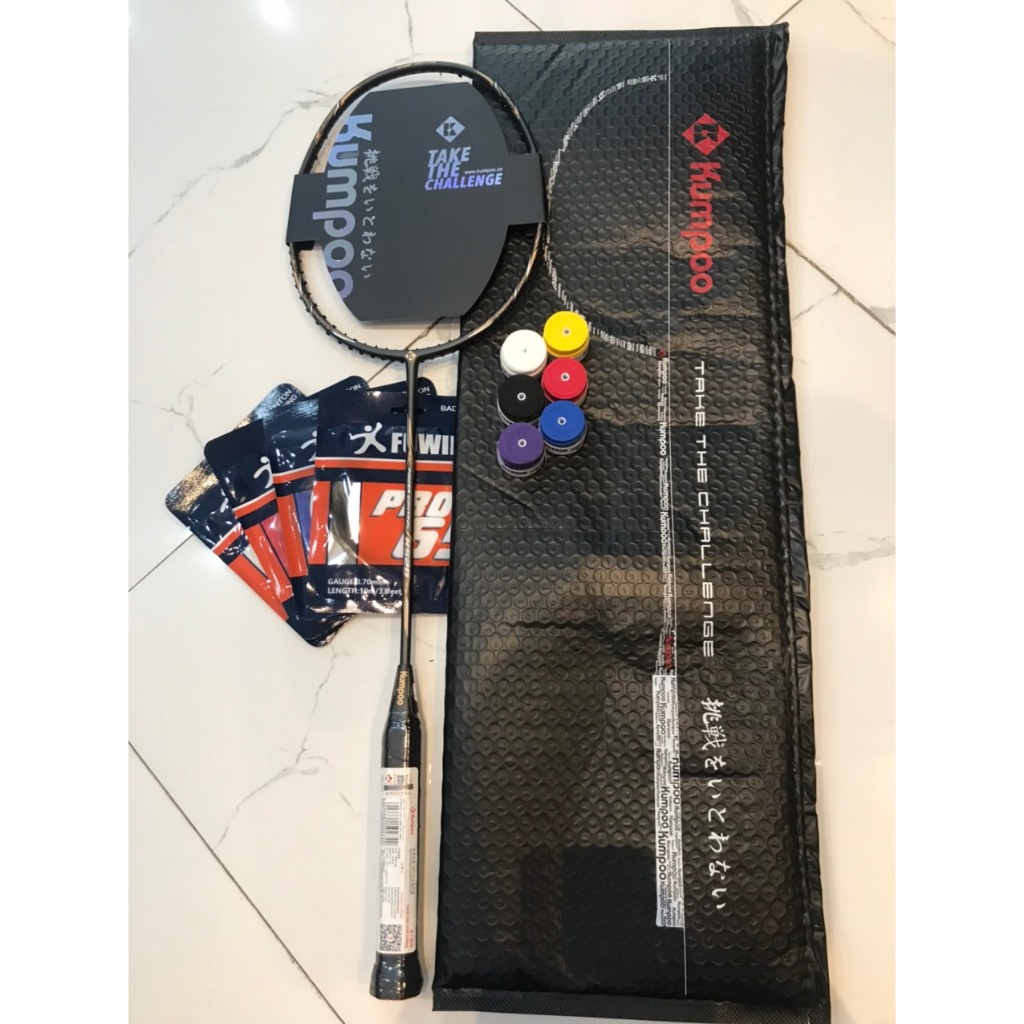 Vợt cầu lông Kumpoo K520 CHÍNH HÃNG tặng dây, cuốn cán và bao vợt