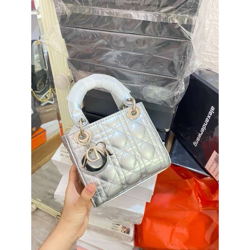 Túi đeo chéo cầm tay size 18 da bóng -ảnh chụp thật