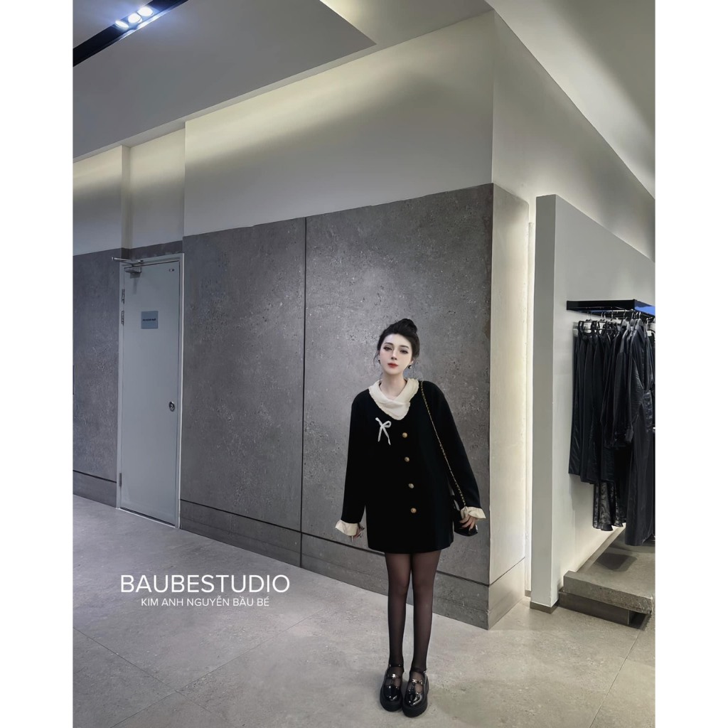 BASIC.CHIC Đầm nhung phối cổ bèo