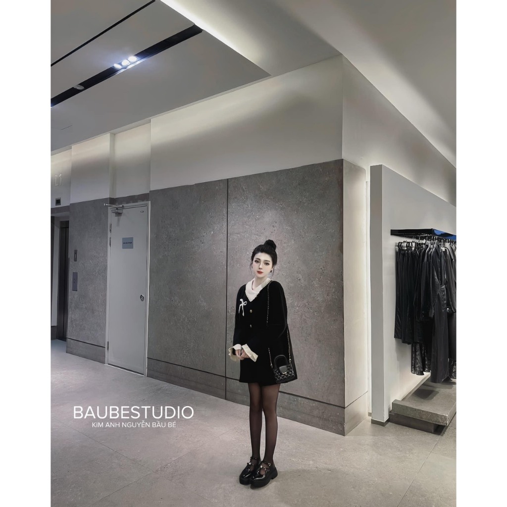 BASIC.CHIC Đầm nhung phối cổ bèo