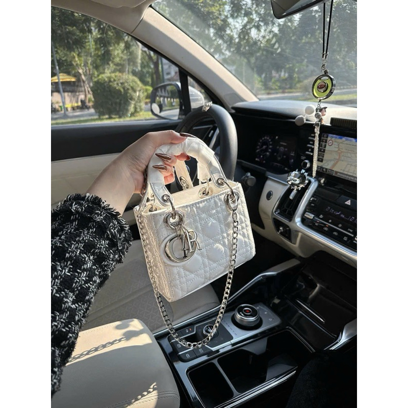 Túi đeo chéo cầm tay size 18 da bóng -ảnh chụp thật