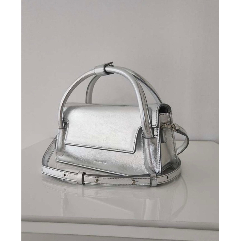 Túi Find Kapoor Wedge size 22 Sliver