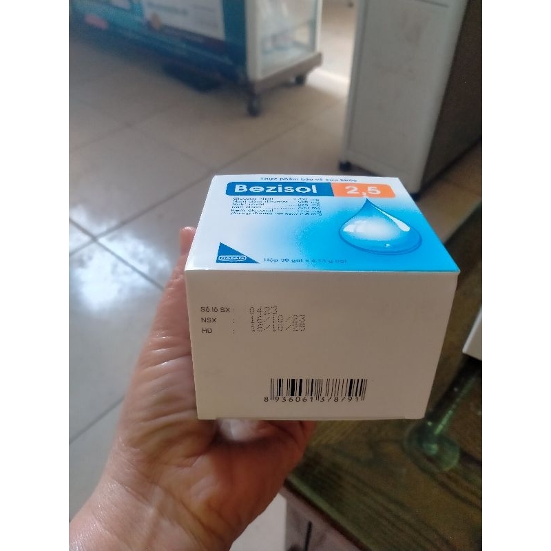 Bù nước và điện giải Bezisol 2,5 hộp 30 gói