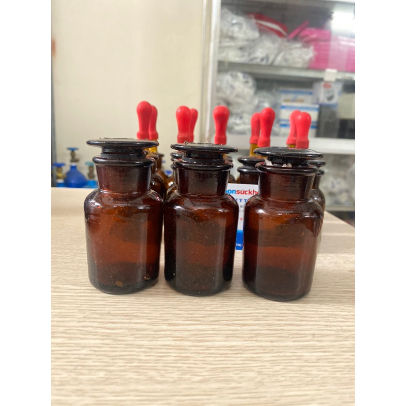 Chai lọ nút mài nút nhám màu nâu 30ml   đựng dung môi, hoá chất