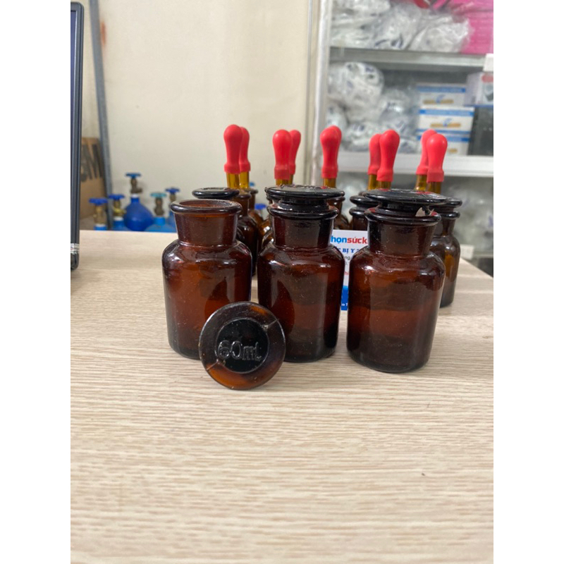Chai thuỷ tinh dung tích 60ml màu trắng,màu nâu dùng trong phòng thí nghiệm