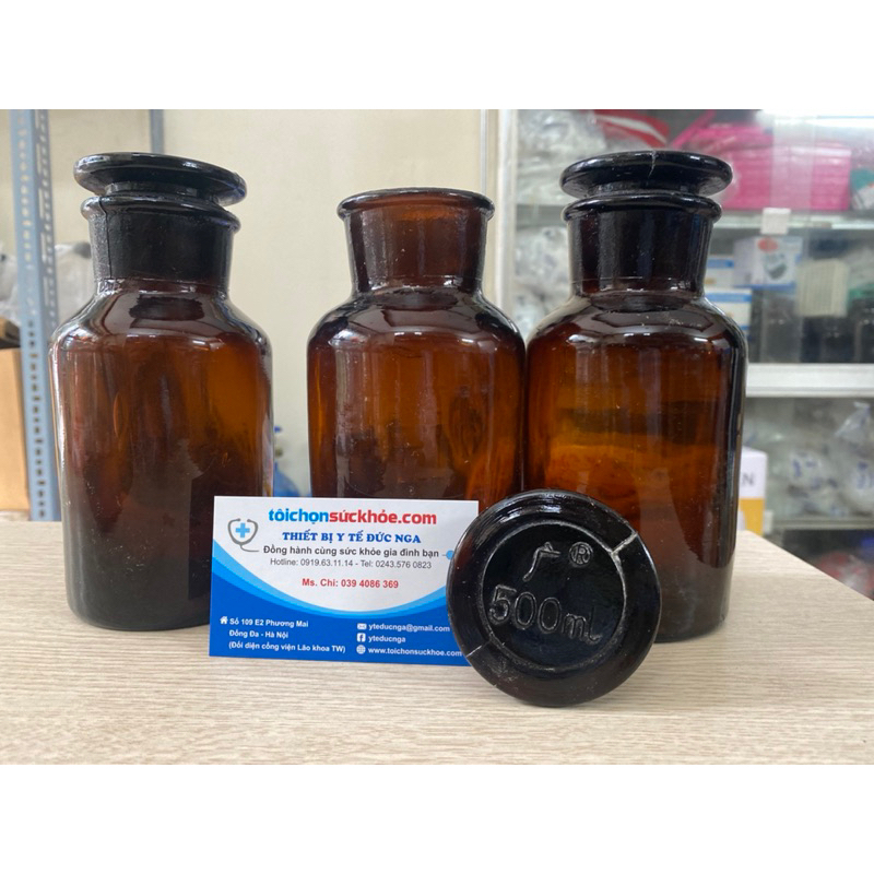 Chai nút mài các thể tích màu nâu,màu trắng 30ml,60ml,500ml