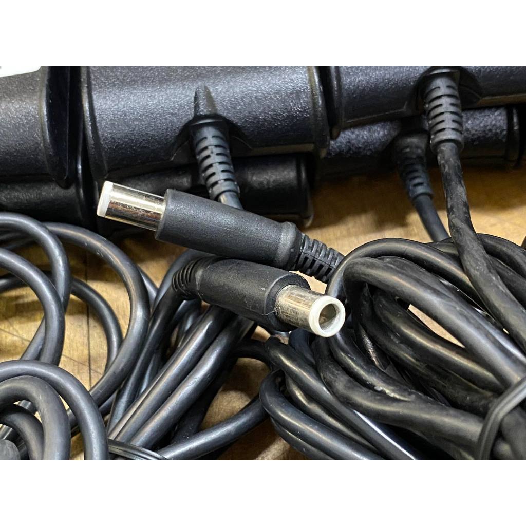Sạc laptop dell 19.5V 3.34A đầu sạc chân kim: 7.4mm x 5.0mm mẫu dẹp, zin chính hãng