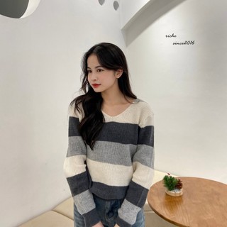 Áo len kẻ xám be cổ tim - freesize