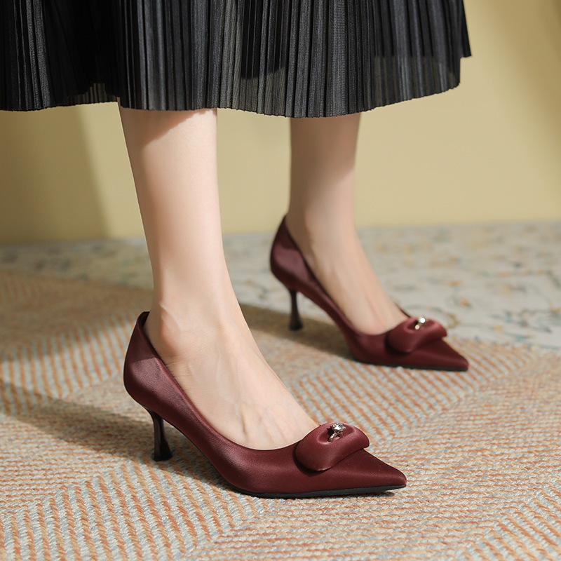 Giày cao gót nữ BEJ 7p gót nhọn đính nơ đá cao cấp - MS0043