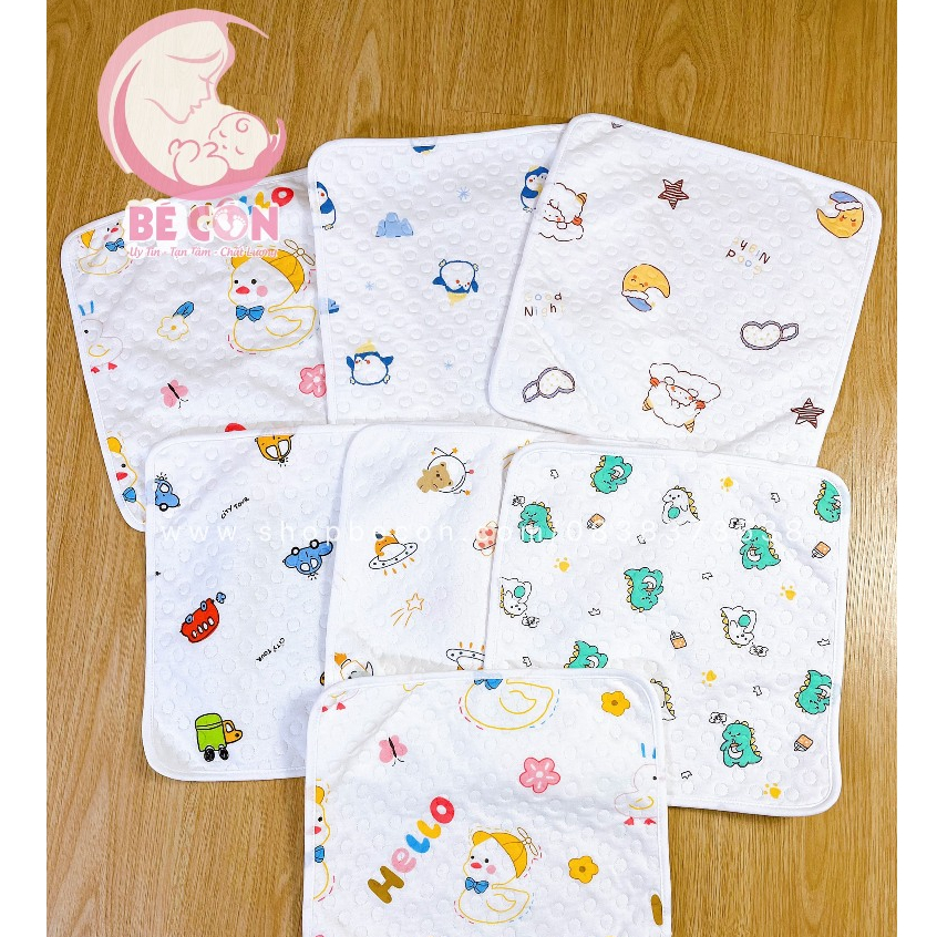 Lót chống thấm hoạ tiết vuông size nhỏ