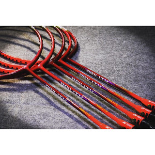 VỢT CẦU LÔNG YONEX