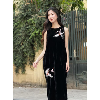 Váy nhung sát nách thêu hạc xinh iu