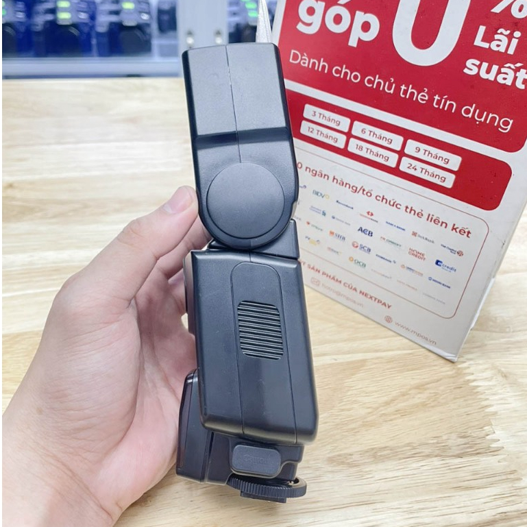 ĐÈN FLASH CANON 550EX DSLR . có ETTL TỰ ĐỘNG TƯƠNG THÍCH MỌI MÁY ẢNH CANON DSLR, MIRRORLESS.