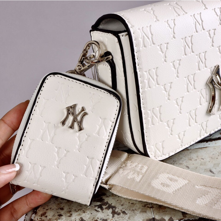 Túi MLB NY full box xuất dư Túi xách nữ MLB dáng hộp full box size 20 - ZENI.STORE