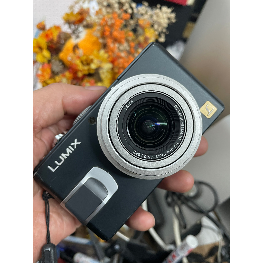 Máy ảnh kỹ thuật số Lumix DMC LX1 cổ điển đẹp